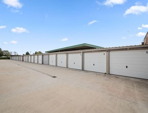                                         Garagebox te koop in Uitkerke, € 212.500
