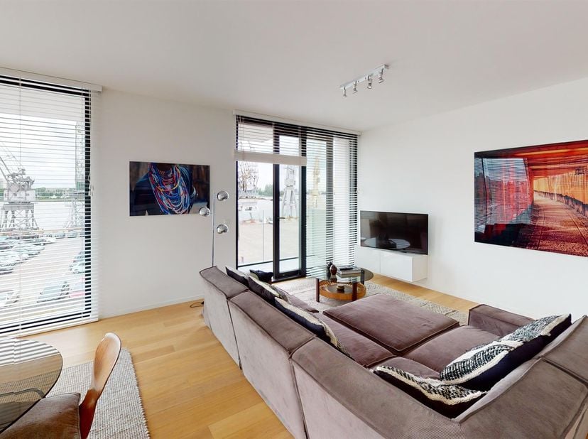 Appartement te huur in Rijnkaai 36 bus 303,
                    2000 Antwerpen