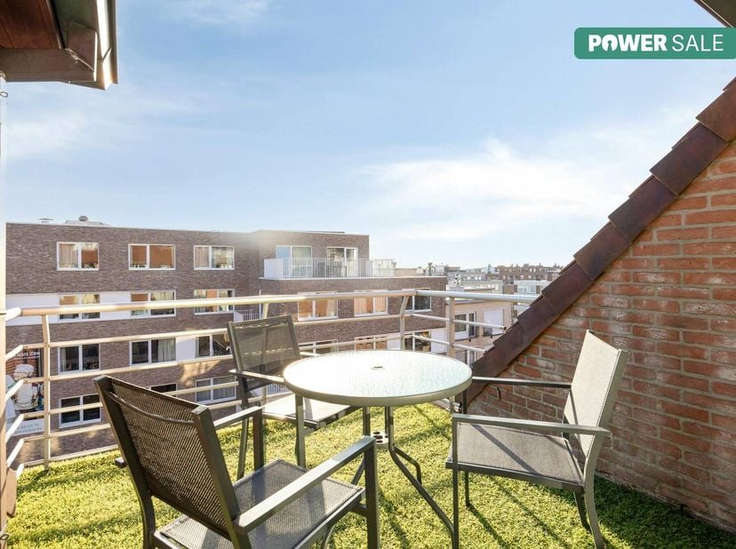 Dit uitstekend onderhouden en instapklaar appartement wordt te koop aangeboden op een strategische ligging. Bent u op zoek naar kwalitatief vastgoed i