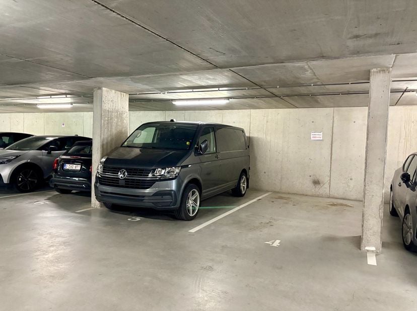 Garage à vendre
                    à 3800 Sint-Truiden