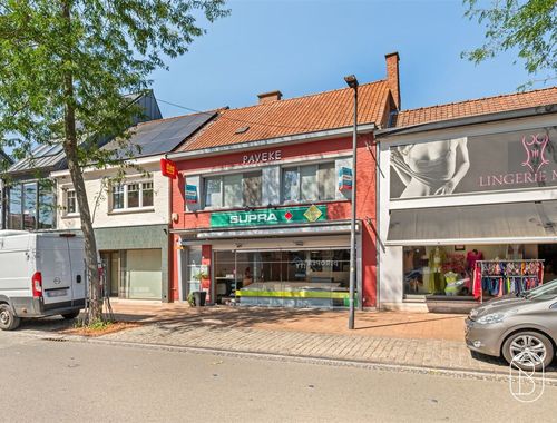                                         Gemengd gebruik te koop in Hulste, € 350.000
