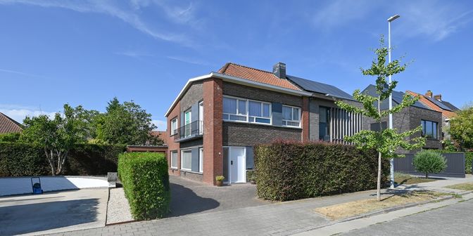 Huis te koop in Henri Dunantstraat 1, 8870 Izegem