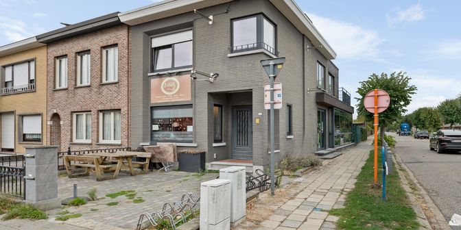 Bien professionnel à vendre à Ertbrandstraat 112, 2950 Kapellen