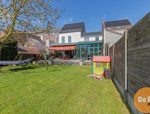                                         Woning te koop in Erembodegem, € 385.000
