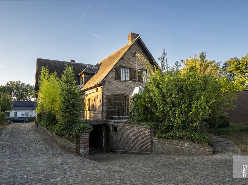 Maison à vendre à Veldstraat 56,
                    3600 Genk