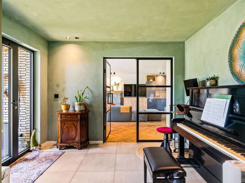 Maison individuelle économe en énergie comprenant 3 chambres.<br />
Située dans un quartier très calme, cette maison a fait l'objet d'une rénovation c