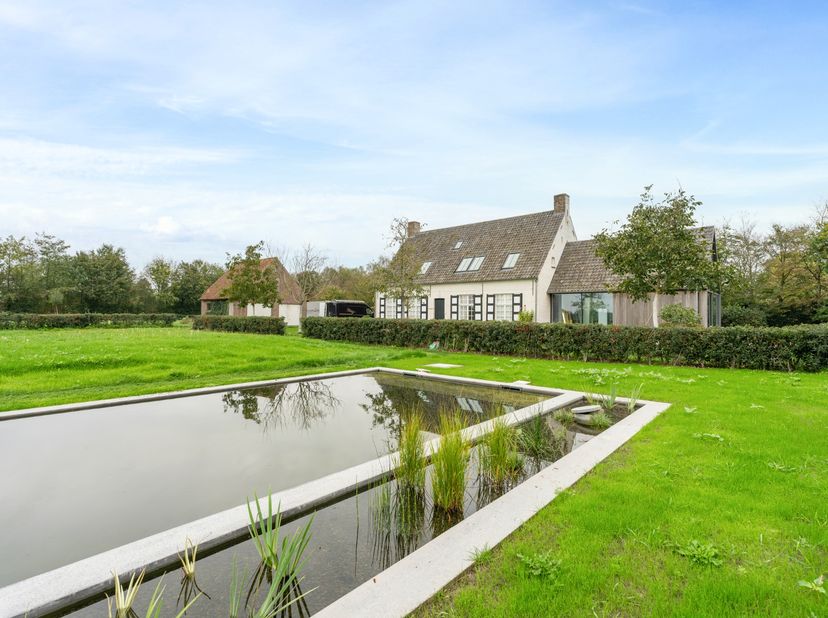 Huis te huur in Rostraat 19,
                    9930 Zomergem