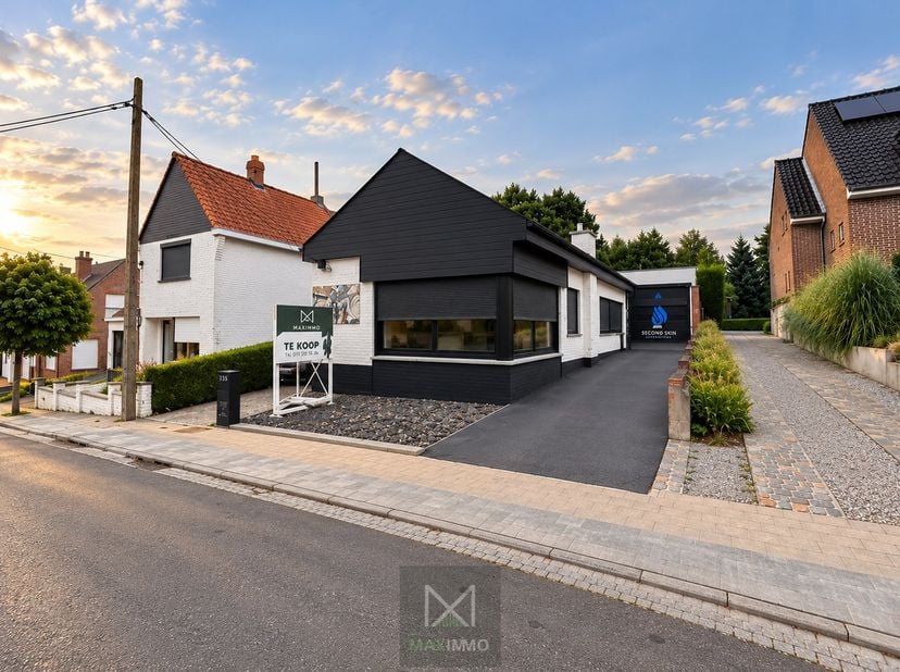 Huis te koop in Kalvariestraat 135B,
                    8500 Kortrijk