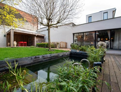                                         Kantoor te huur in Antwerpen, € 1.800
