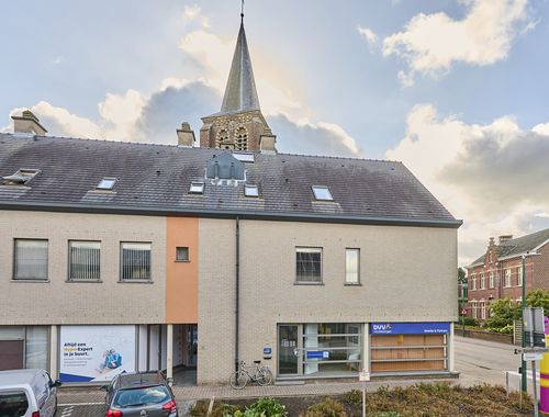                                         Handelszaak te huur in Meeuwen, € 2.200
