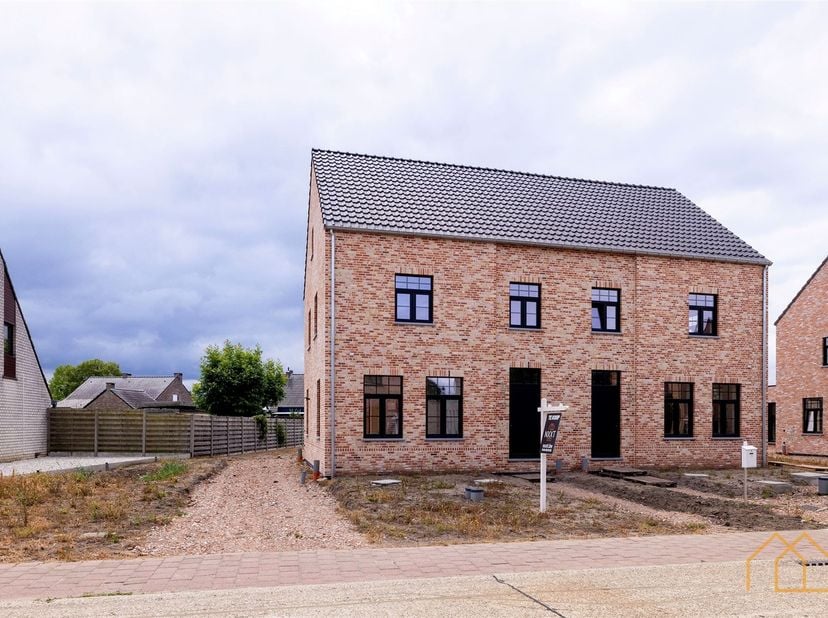 Maison à vendre à Lakstraat 7a,
                    2431 Veerle