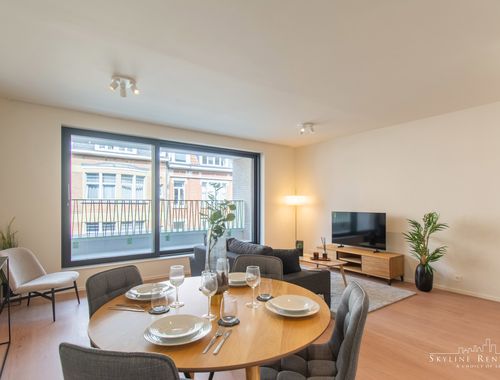                                         Appartement à louer à Ixelles, € 1.800
