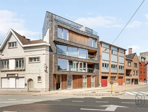                                         Appartement te koop in Kortrijk, € 350.000
