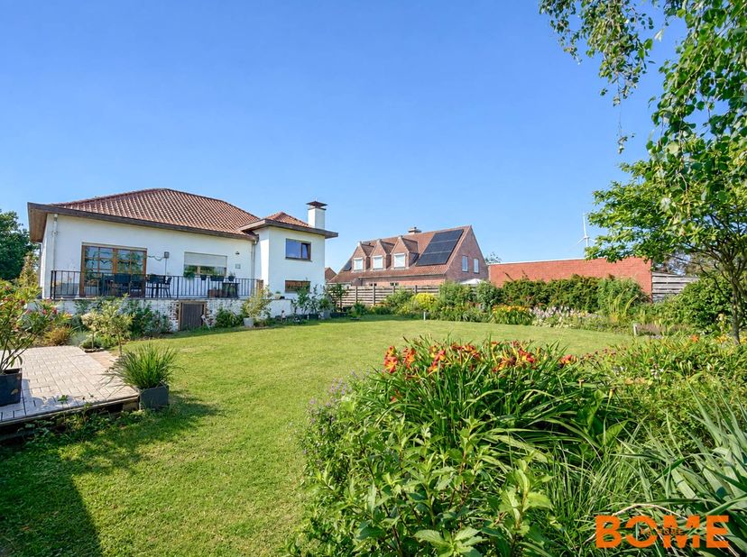 Maison à louer
                    à 9900 Eeklo