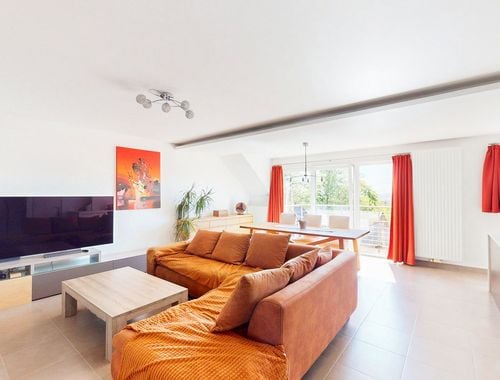                                         Appartement à vendre à Haine-Saint-Paul, € 220.000
