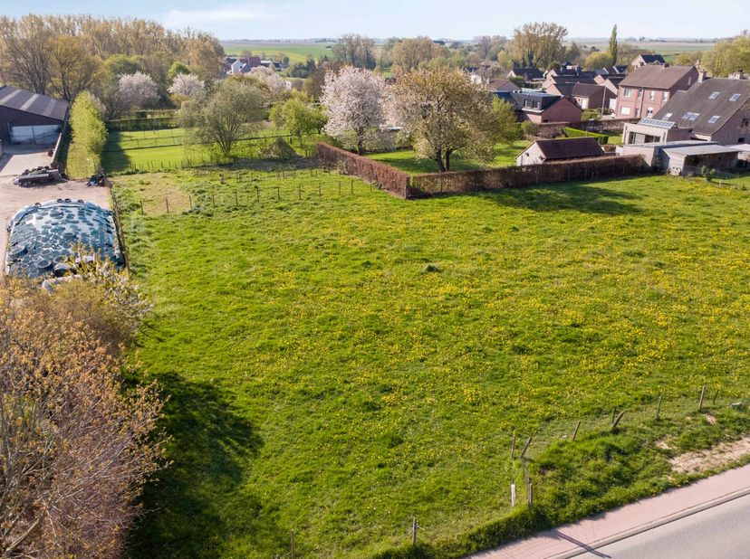 Terrain à vendre
                    à 3370 Neervelp