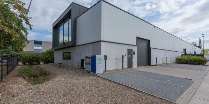 Bedrijfsvastgoed te koop in IQ Parklaan 2D, 3650 Lanklaar
