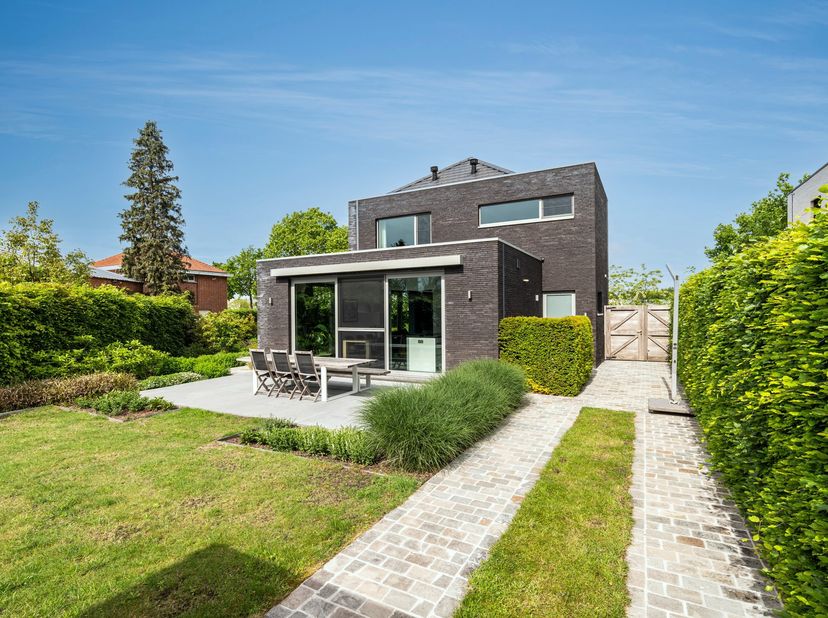 Huis te koop in Oostmalsesteenweg 315,
                    2310 Rijkevorsel