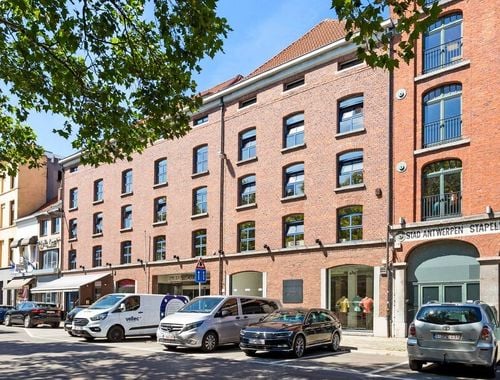                                         Kantoor te huur in Antwerpen, € 843,33
