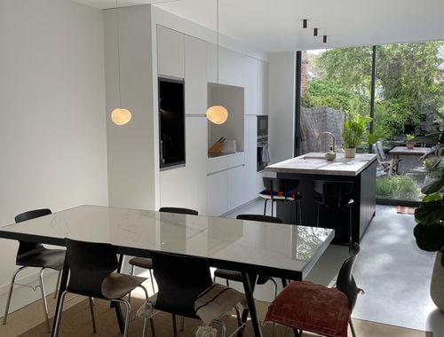                                         Rijwoning te koop in Kortrijk, € 325.000
