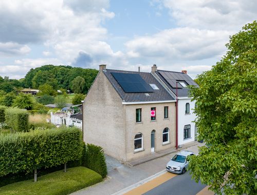                                         Woning te koop in Oosterzele, € 349.900
