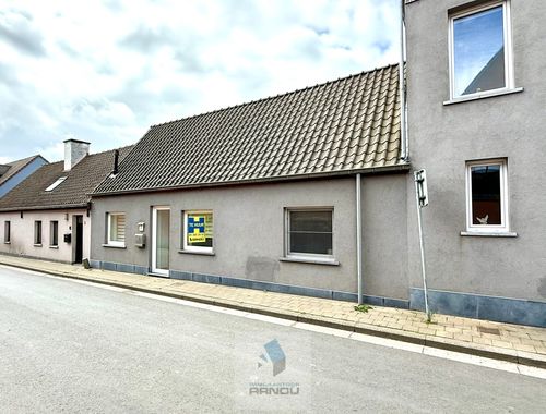                                         Maison à louer à Deinze, € 975
