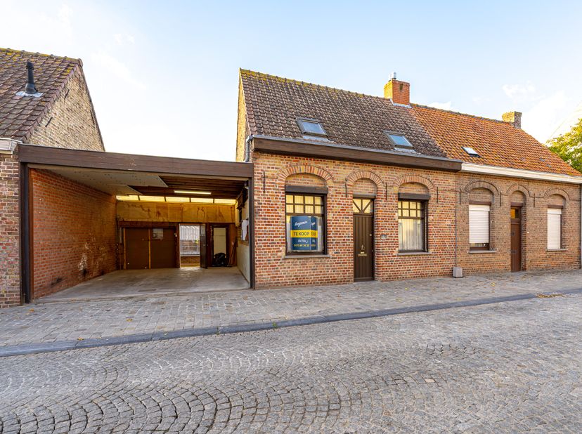 Huis te koop in Nieuwkapellestraat 17,
                    8600 Nieuwkapelle