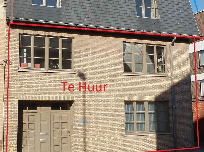 Bien professionnel à louer
                    à 8630 Veurne