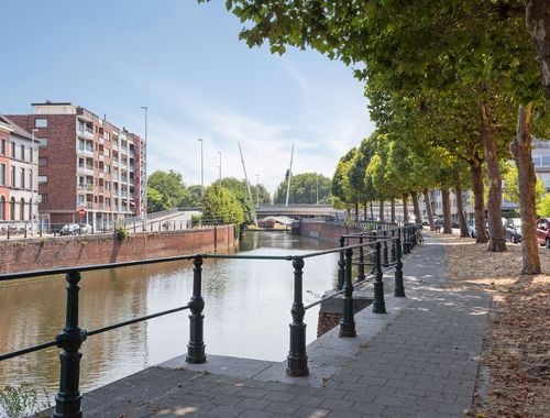                                         Loft te huur in Gent, € 2.000
