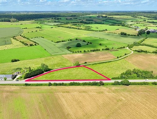                                        Terrain agricole à vendre à Philippeville, € 59.000
