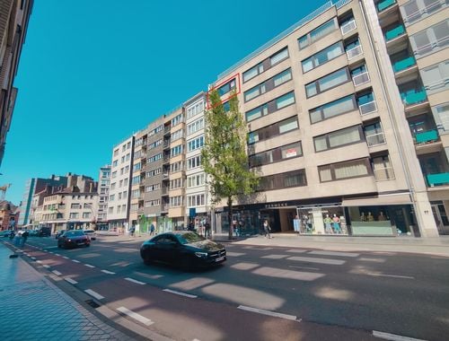                                         Appartement te huur in Oostende, € 860
