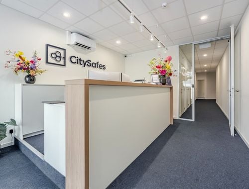                                         Bâtiment commercial à vendre à Assebroek, € 585.000
