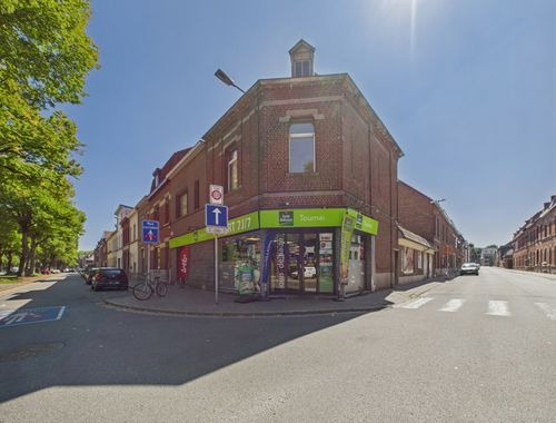                                         Commerce à vendre à Tournai, € 150.000

