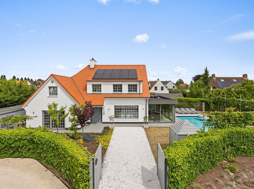 Villa Polderhof Vie exclusive en toute tranquillité, à proximité de la ville animée de Knokke-Heist.<br />
Bienvenue dans cette villa élégante et parf