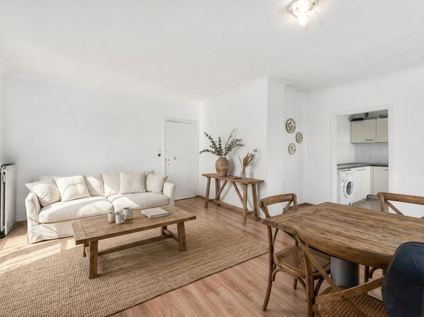 Appartement te koop in Cesenaticolaan 18 bus 0201,
                    9060 Zelzate