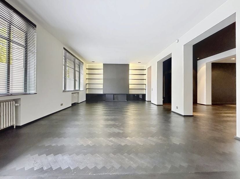 Appartement te koop in AVENUE LOUISE 214,
                    1050 Elsene