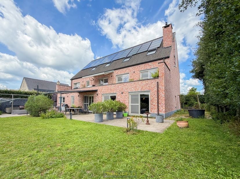 Huis te koop in Gaverstraat 53C,
                    9270 Kalken