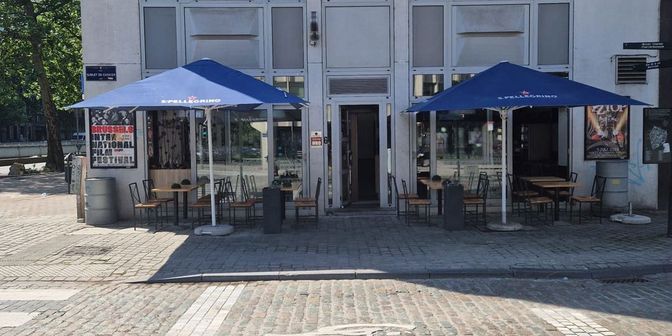 Bedrijfsvastgoed te koop in Place Surlet de Chokier 6, 1000 Brussel