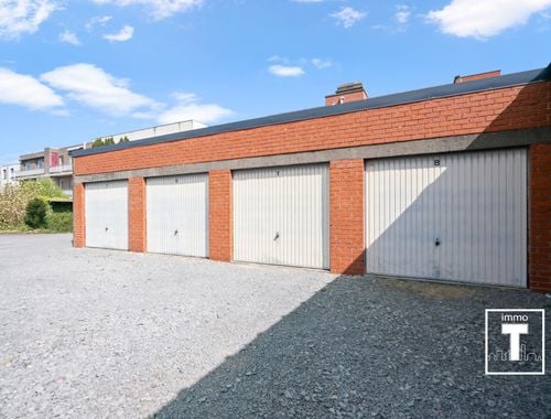                                         Garage à vendre à Zwijnaarde, € 19.500
