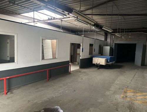                                         Entrepôt à louer à Heist-op-den-Berg, € 1.950
