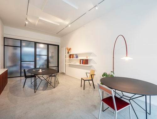                                         Commerce à louer à Berchem, € 1.850

