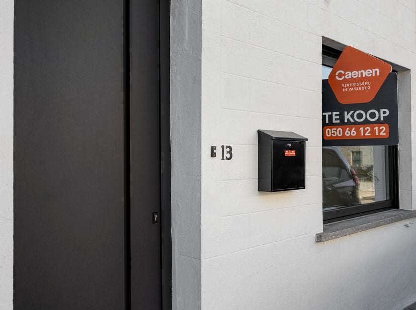 U kunt een BOD uitbrengen op deze woning, rekening houdend met de AANVANGSPRIJS van&amp;nbsp;€ 309.000,00 , elk hoger BOD wordt voorgelegd aan de eigenaar