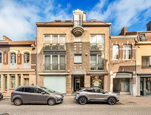                                         Appartementsgebouw te koop in Bilzen, € 790.000
