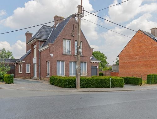                                         Woning te koop in Erondegem, € 294.000
