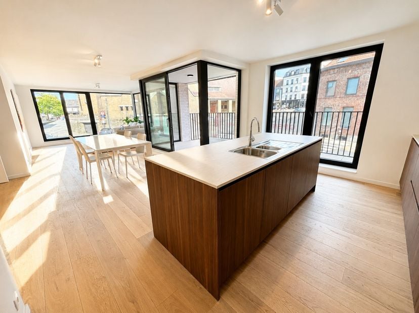 Appartement te koop in Harelbeekstraat 1 bus 1.4,
                    8550 Zwevegem