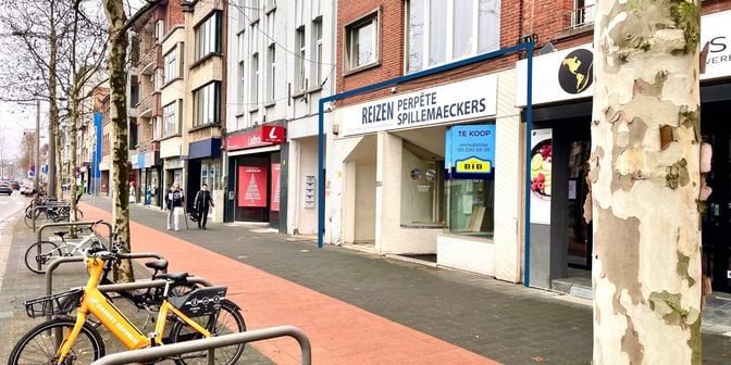 Bien professionnel à vendre à Statielei 123, 2640 Mortsel