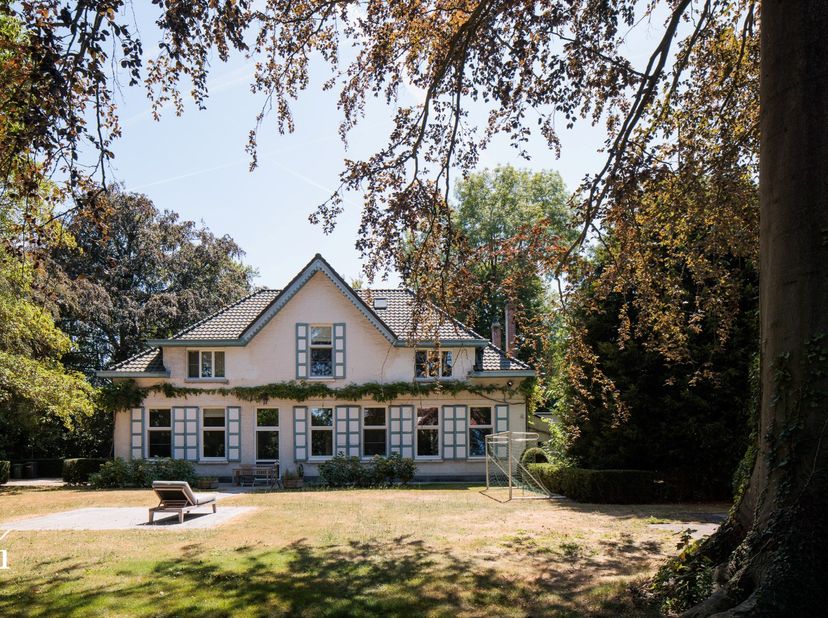 Huis te koop in Kerkstraat 28,
                    9070 Destelbergen