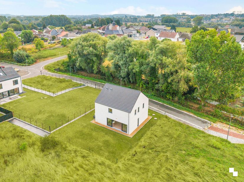 Huis te koop
                    in 9400 Ninove