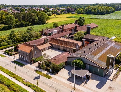                             Hoeve te koop in Aalter
