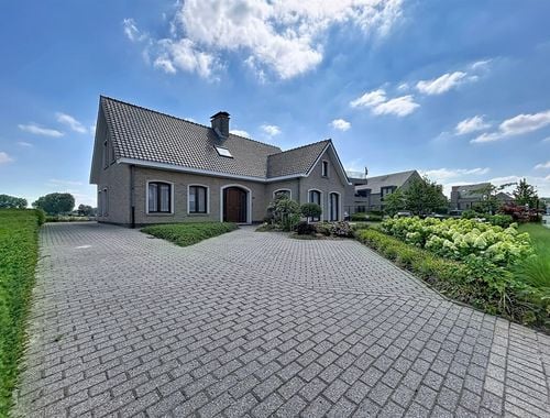                                         Woning te koop in Sint-Niklaas, € 649.000
